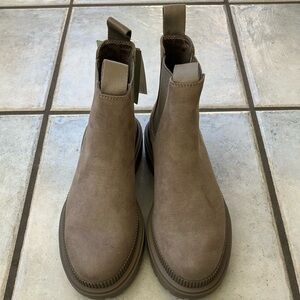 NWT H&M Ankle boots Size 6